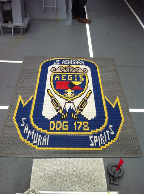 DDG-178}bg